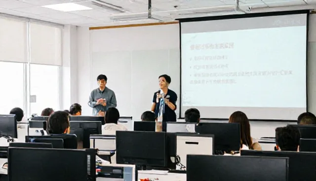 恋爱咨询提示词使用技巧及平台优化方向